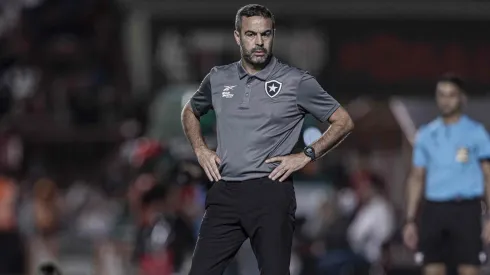 Artur Jorge terá que montar nova estratégia - Foto: Heber Gomes/AGIF