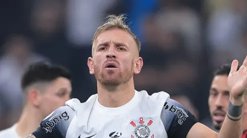 Pedro Henrique fala sobre titular do Corinthians. 
