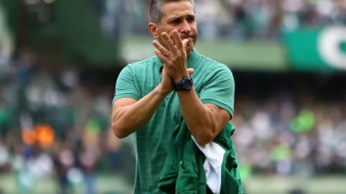 Jorginho durante confronto contra o Bragantino na Série B de 2019.
