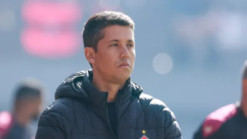 Thiago Carpini tem problema para montar a equipe - Foto: Luiz Erbes/AGIF