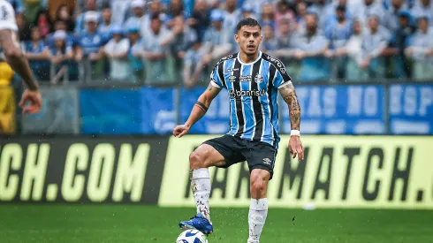 Felipe Carballo jogador do Grêmio durante partida contra o Corinthians no estádio Arena do Grêmio pelo campeonato Brasileiro A 2023. 
