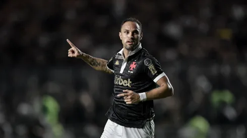 Serginho está fora dos planos do técnico Rafael Paiva - Foto: Thiago Ribeiro/AGIF