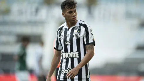 Kaio Jorge jogador do Santos durante partida contra o Palmeiras no estadio Maracana pelo campeonato Libertadores 2020. Atacante deve ir para o banco
