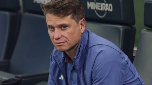 Seabra durante confronto contra o Atlético-MG no Campeonato Brasileiro de 2024.
