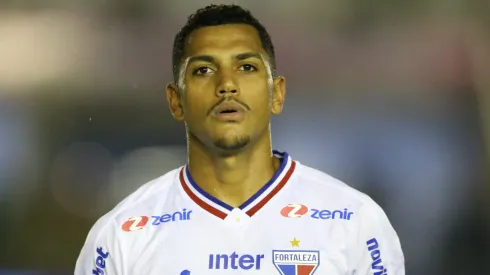 Pedro Rocha vai ser jogador do Criciúma - Foto: Marlon Costa/AGIF