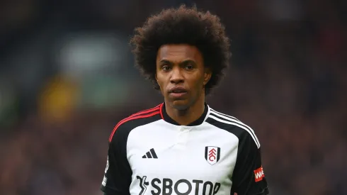 Livre no mercado, Willian aceita voltar ao Brasil e Corinthians fica sabendo<br />
 (Photo by Clive Rose/Getty Images)
