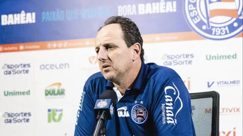 Rogério Ceni surpreende e fala a verdade sobre Thaciano (Imagem:  Letícia Martins/EC Bahia)
