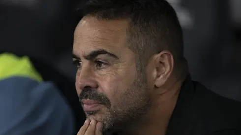 Artur Jorge técnico do Botafogo durante partida contra o Cruzeiro no estadio Engenhao pelo campeonato Brasileiro A 2024. Foto: Jorge Rodrigues/AGIF
