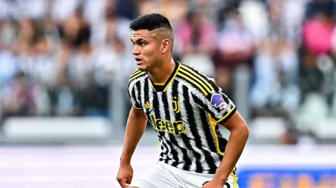 Alcaraz chegaria para disputar titularidade no Flamengo - Foto: Divulgação/Instagram