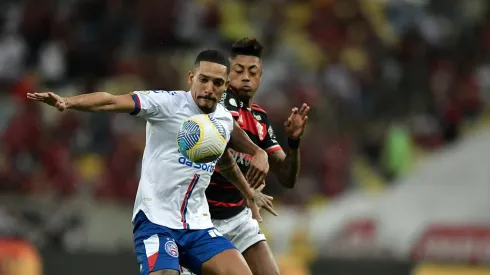 Gilberto jogador do Bahia durante partida contra o Flamengo no estádio Maracanã pelo campeonato Brasileiro A 2024. Foto: Thiago Ribeiro/AGIF
