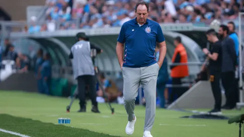 Rogerio Ceni técnico do Grêmio durante partida contra o Bahia no estádio Alfredo Jaconi pelo campeonato Brasileiro A 2024. Foto: Maxi Franzoi/AGIF
