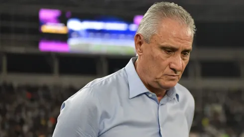 Tite durante confronto contra o Botafogo no Campeonato Brasileiro de 2024.
