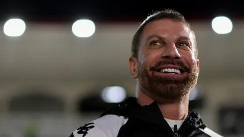 Pedrinho ainda monitora o mercado em busca de reforços - Foto: Thiago Ribeiro/AGIF