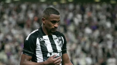 Saulo Mineiro perdeu boas oportunidades - Foto: Baggio Rodrigues/AGIF