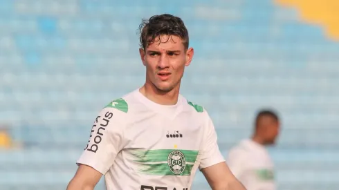 Natanael 'viraliza' no Coritiba. 
