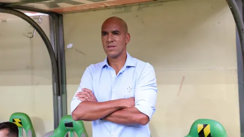 Pepa quando era técnico do Cruzeiro durante partida contra o Goiás no estádio Independência pelo campeonato Brasileiro A 2023. Foto: Gilson Lobo/AGIF