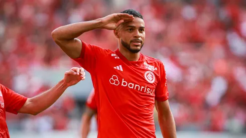 Wanderson jogador do Internacional comemora seu gol durante partida contra o Ypiranga no estádio Beira-Rio pelo campeonato Gaúcho 2024. Foto: Maxi Franzoi/AGIF
