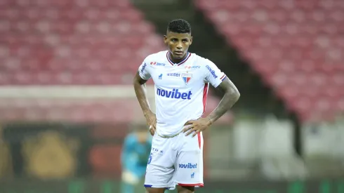 Hércules é peça importante de Vojvoda no Fortaleza - Foto: Marlon Costa/AGIF