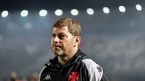 Rafael Paiva tecnico do Vasco durante partida contra o Bragantino no estadio Sao Januario pelo campeonato Brasileiro A 2024.  
