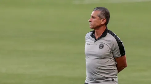 Jorginho assumiu o Coritiba recentemente - Foto: Marcello Zambrana/AGIF