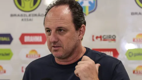 Rogerio Ceni tecnico do Bahia durante entrevista antes da partida contra o Coritiba no estadio Couto Pereira pelo campeonato Brasileiro A 2023. Técnico ganhou 'novidades' para o próximo jogo
