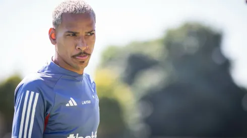 Matheus Pereira jogador do Cruzeiro durante treino no Centro de Treinamento CT Toca II. Meia sofreu dura nos bastidores 
