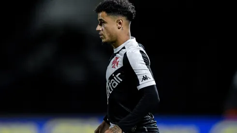 Coutinho foi o principal reforço do Vasco para a temporada – Foto: Thiago Ribeiro/AGIF
