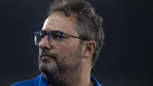 Alexandre Mattos diretor de futebol do Cruzeiro antes da partida contra o Botafogo no estadio Engenhao pelo campeonato Brasileiro A 2024.  
