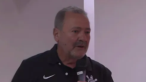 Fred Luz 'lança a polêmica' – Foto: Reprodução/Corinthians TV
