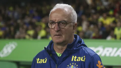 Dorival Jr técnico do Brasil durante partida contra o Equador no estádio Couto Pereira pelo campeonato Eliminatórias Copa Do Mundo 2026. Foto: Gabriel Machado/AGIF
