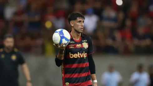 Di Placido jogador do Sport durante a partida entre Sport e Amazonas na Arena de Pernambuco pelo campeonato brasileiro da Serie B 2024. 
