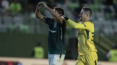 Goiás não perde há cinco jogos em casa