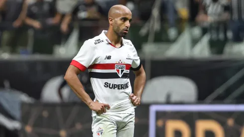 Lucas Moura abre o jogo sobre decisão contra o Botafogo (Foto: Gilson Lobo/AGIF)
