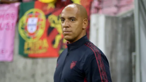 Pepa, técnico do Sport, durante a partida contra o Goias na Arena de Pernambuco, pelo Campeonato Brasileiro da Série B.
