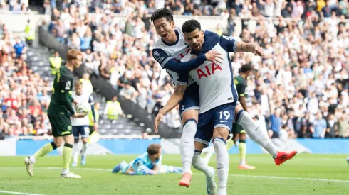 Tottenham comemora gol (Andrew Orchard sports photography / Alamy Stock Photo)