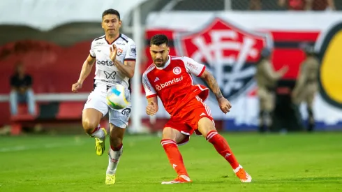  Bruno Henrique jogador do Internacional durante partida contra o Vitoria no estádio Barradão pelo campeonato Brasileiro A 2024. Foto: Jhony Pinho/AGIF
