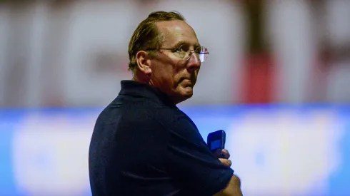 John Textor dono da SAF do Botafogo antes da partida contra o Vitoria no estádio Barradão pelo campeonato Brasileiro A 2024. Foto: Jhony Pinho/AGIF