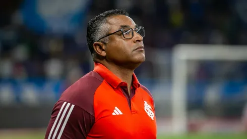 Roger Machado técnico do Internacional durante partida contra o Cruzeiro no estádio Mineirão pelo campeonato Brasileiro A 2024. Foto: Fernando Moreno/AGIF
