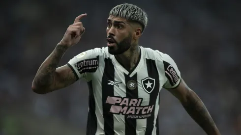 Barboza jogador do Botafogo durante partida contra o Criciúma no estádio Maracanã pelo campeonato Brasileiro A 2024. Foto: Jorge Rodrigues/AGIF