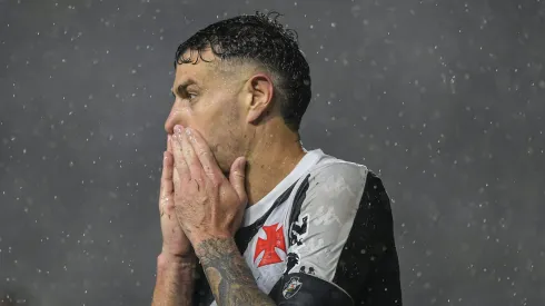 Vegetti durante confronto contra Atlético-MG na Copa do Brasil 2024.
