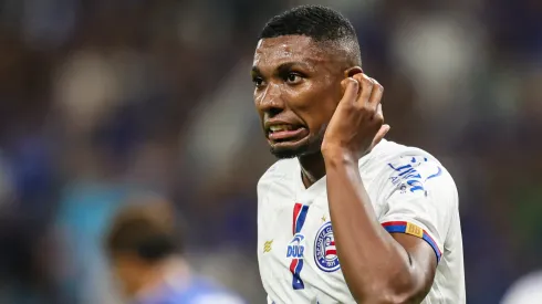 Kanu jogador do Bahia lamenta durante partida contra o Cruzeiro no estádio Mineirão pelo campeonato Brasileiro A 2024. Foto: Gilson Lobo/AGIF