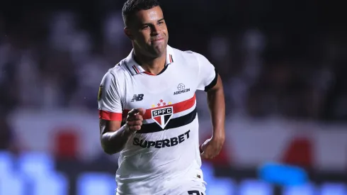 Alisson jogador do São Paulo comemora seu gol durante partida contra o Palmeiras no estadio Morumbi pelo campeonato Paulista 2024.
