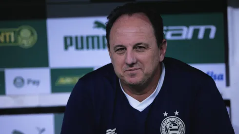 Rogerio Ceni, técnico do Bahia, durante partida contra o Palmeira (Foto: Ettore Chiereguini/AGIF)
