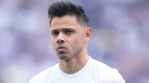 Romero pode renovar com o Corinthians. 
