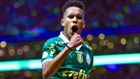 Estevão, jogador do Palmeiras
