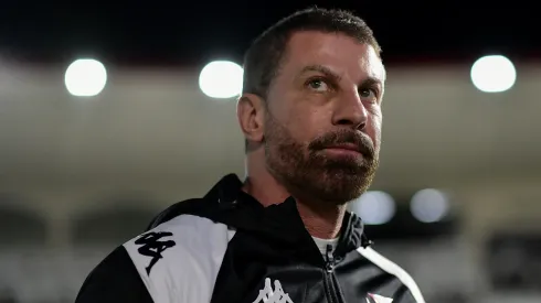 Pedrinho presidente do Vasco durante partida contra o Bragantino no estádio São Januário pelo campeonato Brasileiro A 2024. Foto: Thiago Ribeiro/AGIF
