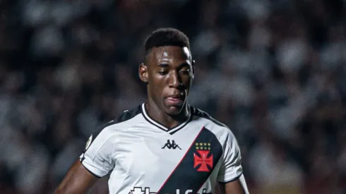 Léo Pelé pode deixar o Vasco.
