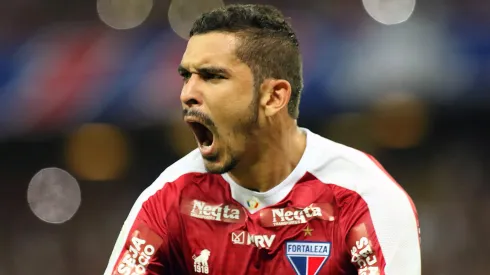 Bruno Melo durante confronto contra o Flamengo no Brasileirão 2019.