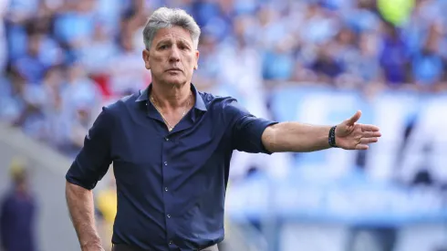  Renato Portaluppi técnico do Grêmio durante partida contra o Corinthians no estádio Arena do Grêmio pelo campeonato Brasileiro A 2024. Foto: Maxi Franzoi/AGIF
