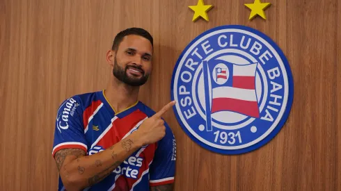 William José sendo apresentado no Bahia – Foto: Reprodução/Bahia EC